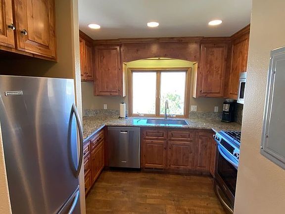 3rd image of 624 W Fork Vista Ln