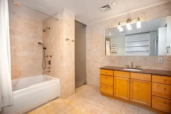 Sold by R New York | media 6