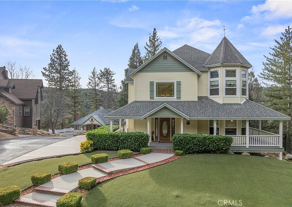 1st image of 27601 Cedarwood Dr