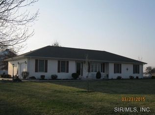 9515 Tank Rd, New Baden, IL 62265