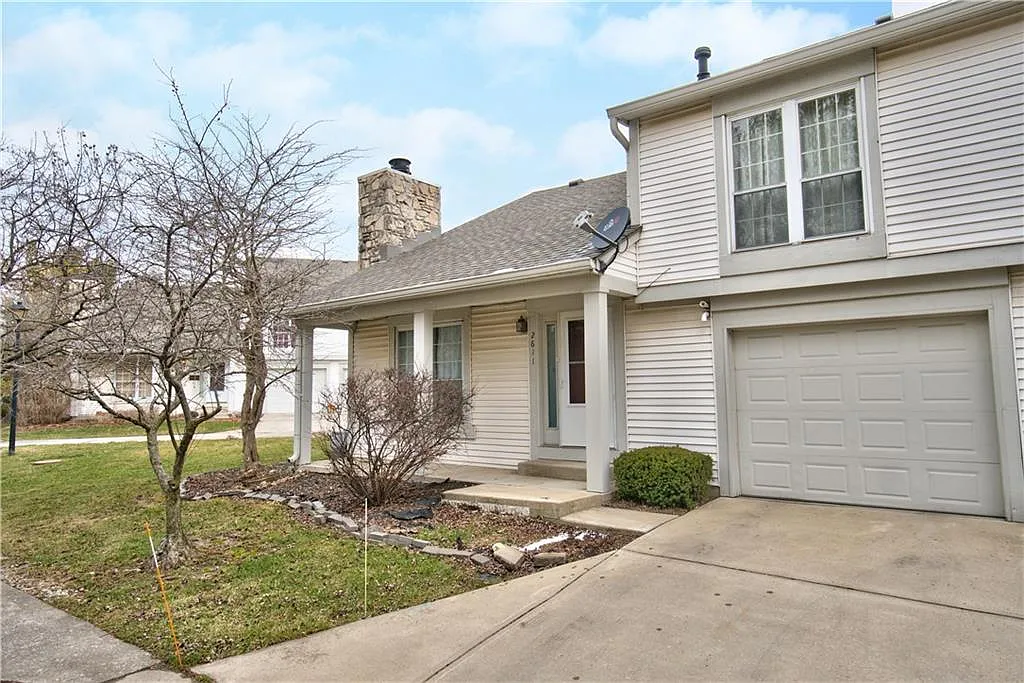 2611 Fox Valley Pl photo 1