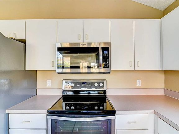 5th image of 8927 Southbay Dr