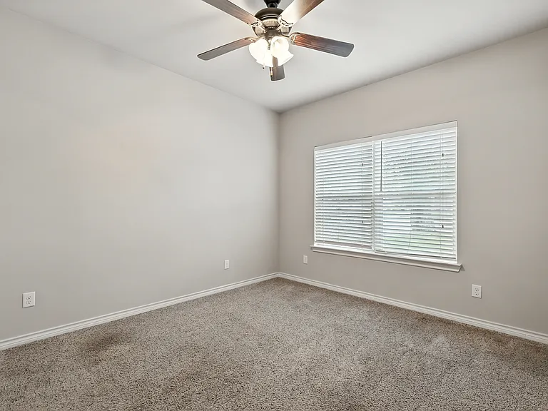 3408 S University Dr — Photo 24