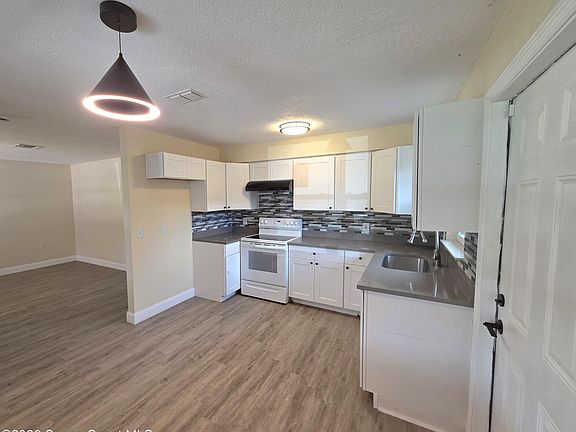 5th image of 621 S Georgia Ave