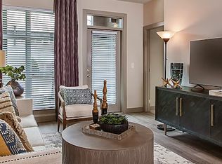 Avenue Apartments, Howell, MI 48843