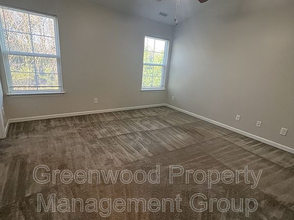 5th image of 2706 Glenn Abbey Ln