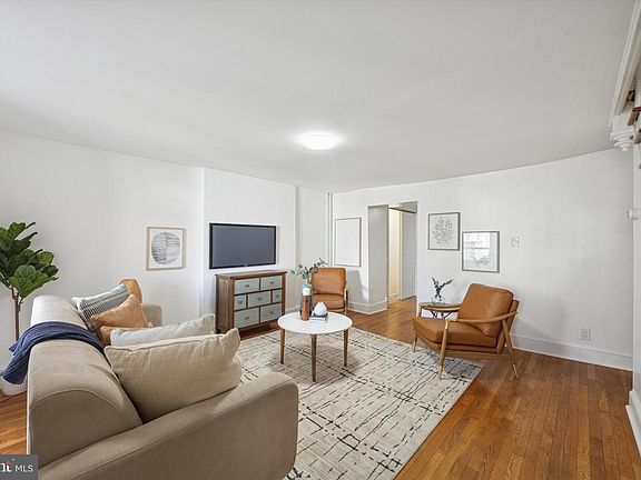 3rd image of 50 Blanchard Rd