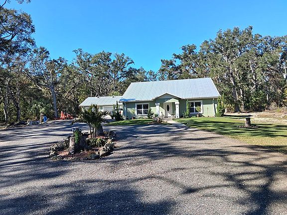 2nd image of 402 SE 709th St