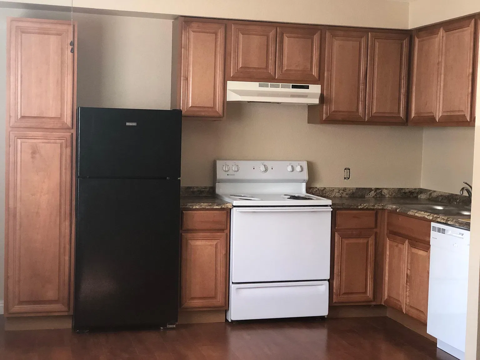 1 bed, 600 sqft, $1,795 — Photo 1