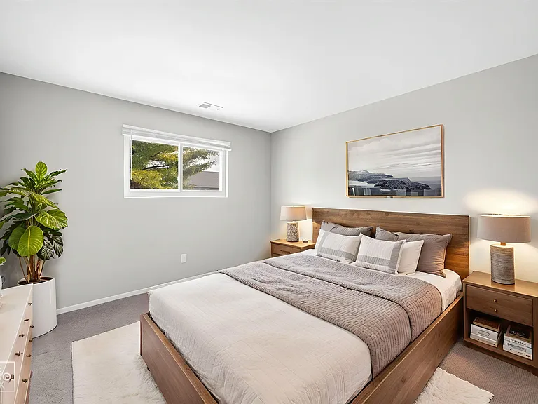 2405 Ashland Cir #9 — Photo 13