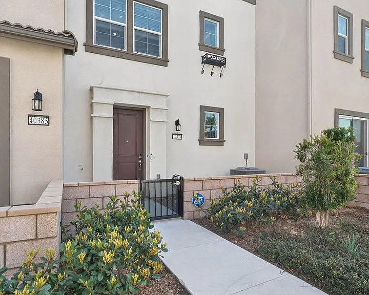 40379 Melrose Dr — Photo 1