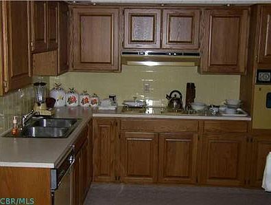 4th image of 1175 Urban Dr