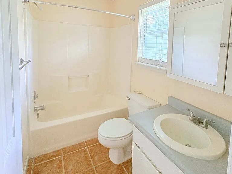 204 Merriwood Cir — Photo 27