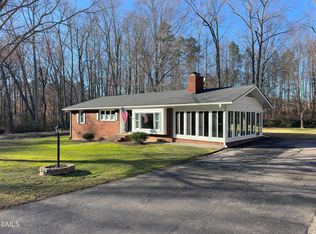 330 Hazelwood Dr, Warrenton, NC 27589