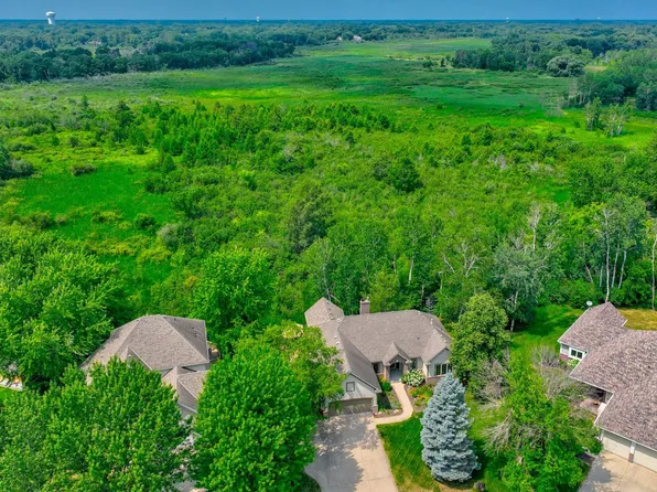 5619 Cottonwood Ct, Shoreview, MN 55126