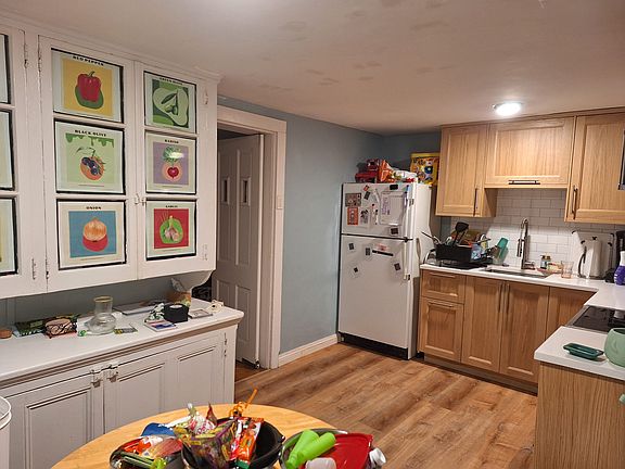 5th image of 3 N Cottenet St APT 1