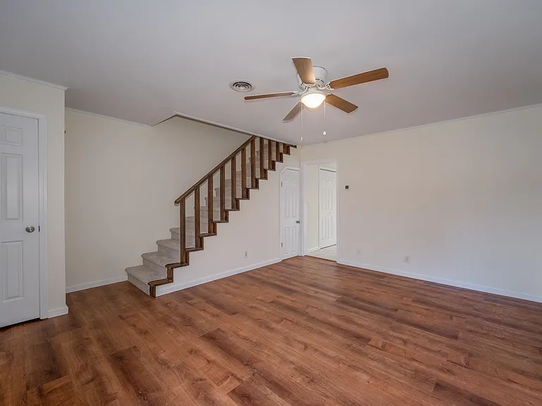 72 Greenville Hwy #1 — Photo 2