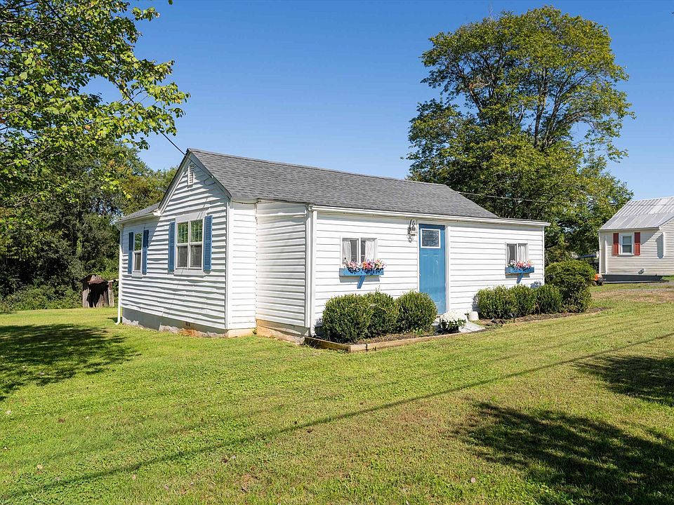 1st image of 391 Resettlement Rd
