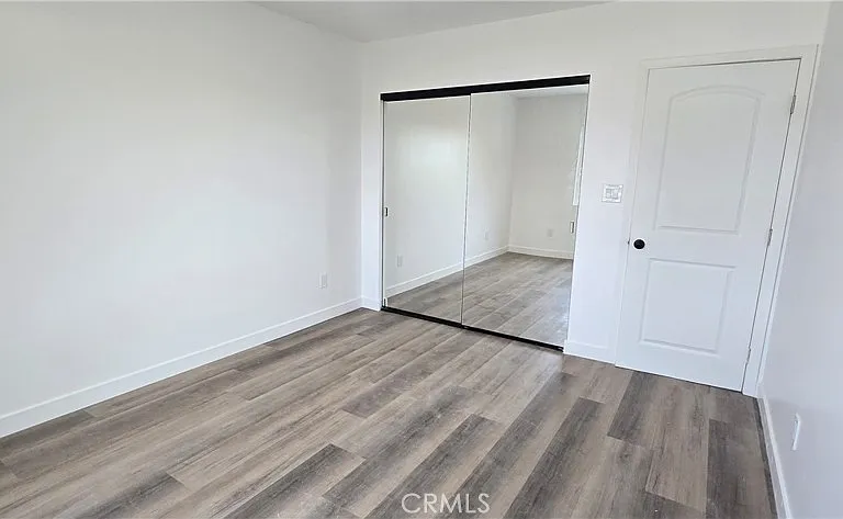 833 E 92nd St — Photo 19