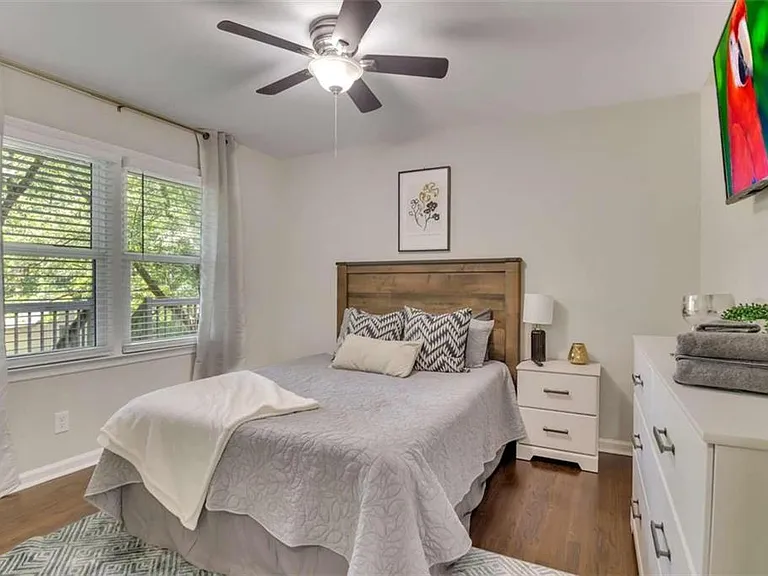 1386 Sandtown Rd SW — Photo 16
