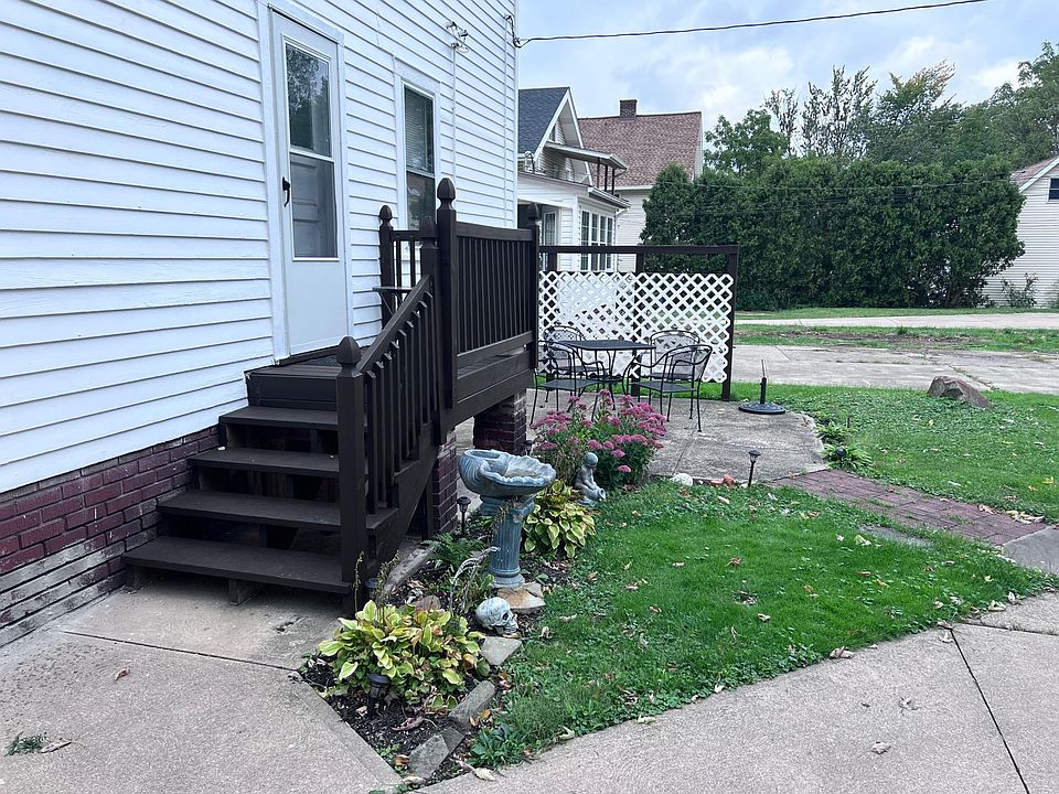 1st image of 1639 Mars Ave