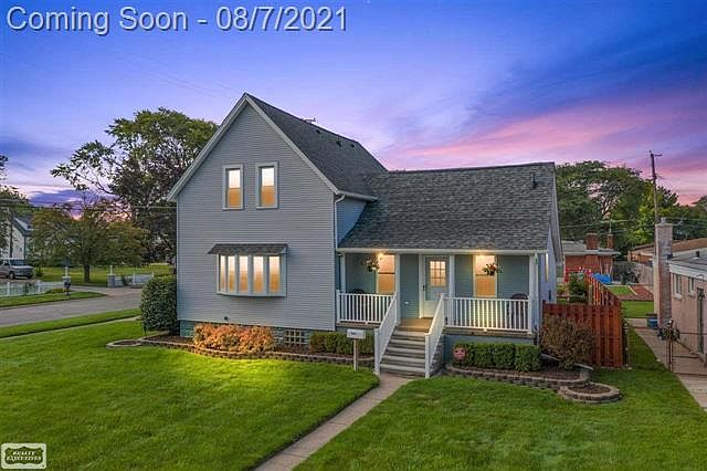 1st image of 29465 Gloede Dr