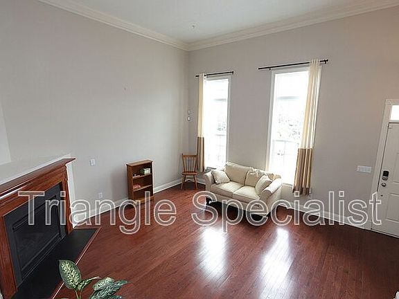 3rd image of 10510 Sablewood Dr Unit 109