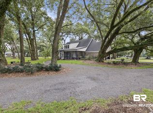 12190 Mandrell Ln, Fairhope, AL 36532