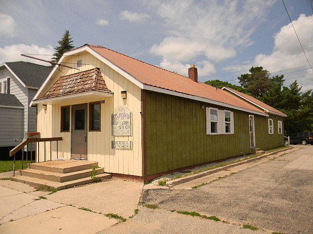 1st image of 209 E McMillan Ave
