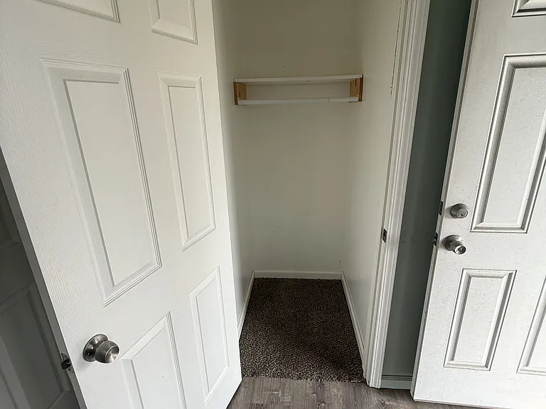 1308 Hanford Ave — Photo 29