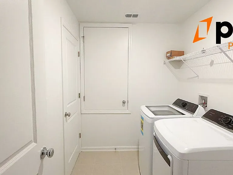383 Artemis St — Photo 29