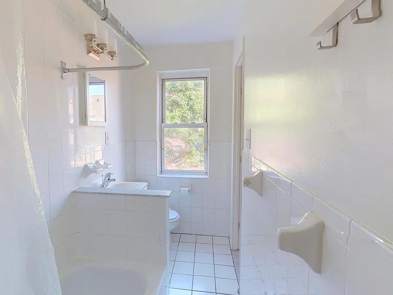 720 Saint Nicholas Ave #4 — Photo 8