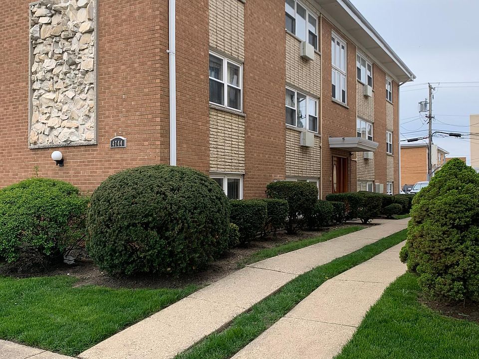 1st image of 4744 N Sayre Ave #3