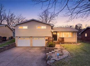 836 Lindenwood Dr, Pittsburgh, PA 15234