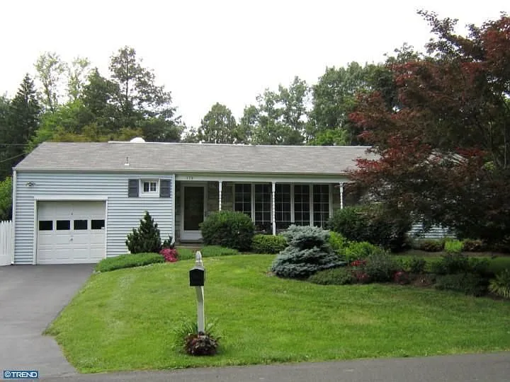 178 Clover Cir photo 1