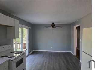 813 Hopkins St #1, Fayetteville, NC 28314