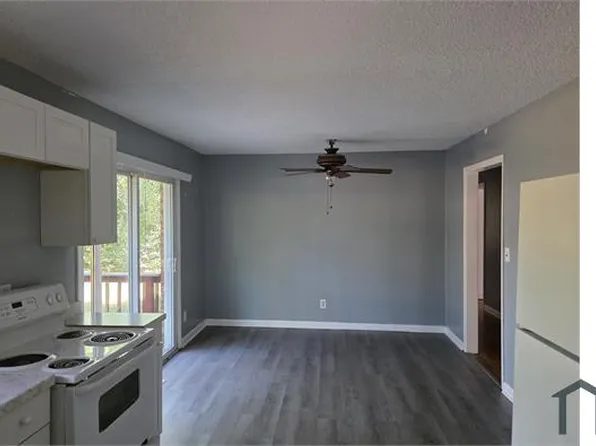 813 Hopkins St #1, Fayetteville, NC 28314