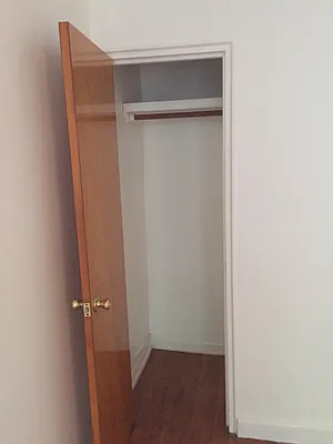 Rented by Gutnick Realty LLC | media 14