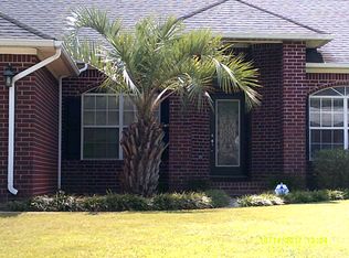 5609 Whispering Woods Dr, Pace, FL 32571