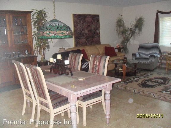 4th image of 219 N Calle Del Diablo