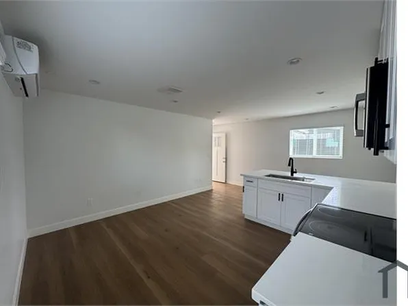 722 E 81st St #75, Los Angeles, CA 90001