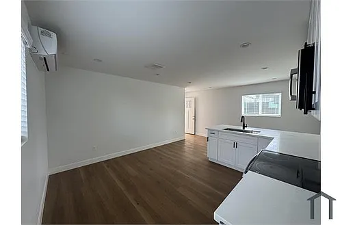 722 E 81st St #75 Photo 1