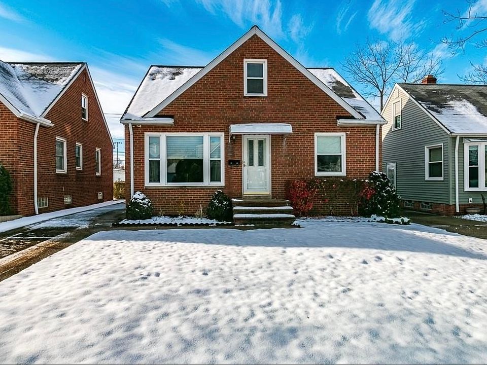 1st image of 1564 Woodhurst Ave