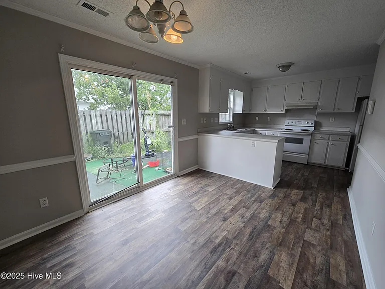 1015 Spring Forest Rd #F5 — Photo 5