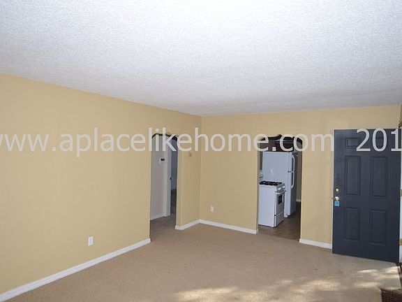 5th image of 3900 Walker Ave