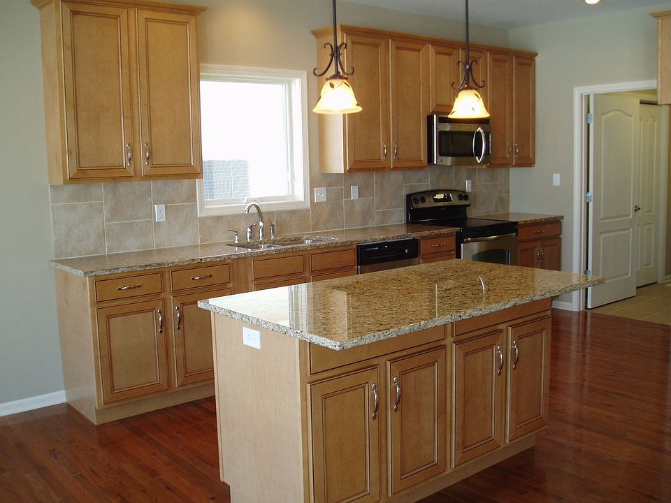 2nd image of 1500 Royals Rd