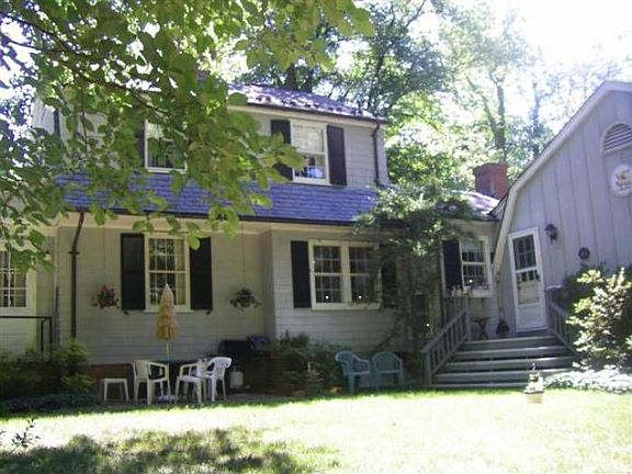 5th image of 1518 Carlin Ln