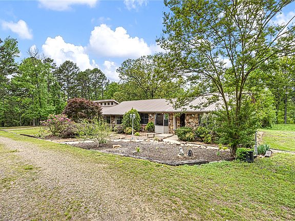 3rd image of 1231 Saint Joe Rd