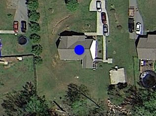2407 Foxfire Ln, Burlington, NC 27217