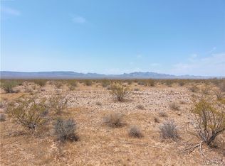 1366 S Chloride Rd, Yucca, AZ 86438